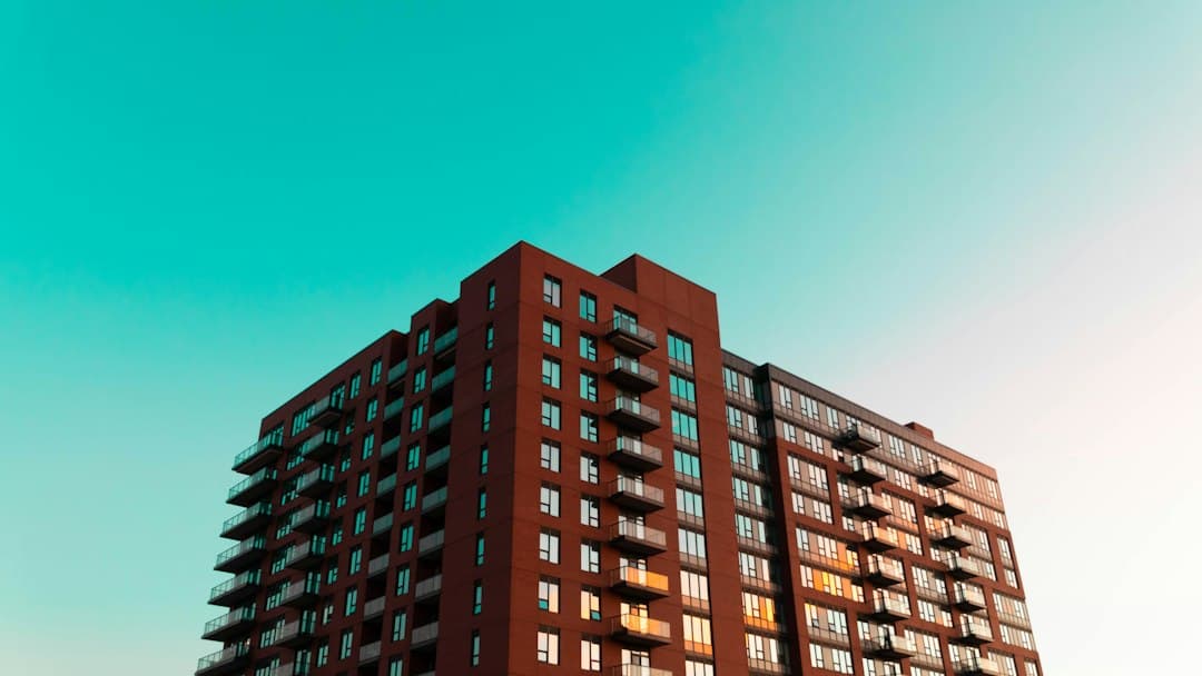 Apartmanda Uyulması Gereken Kurallar: Huzurlu Bir Komşuluk İçin Kapsamlı Rehber